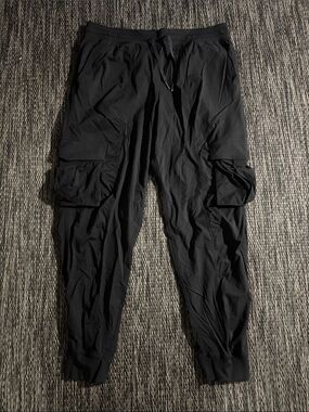 Lululemon Dance Studio Relaxed Fit Mid Rise Cargo Jogger Size Large